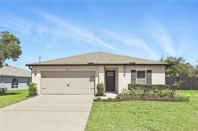 223 Courtland Boulevard, DELTONA