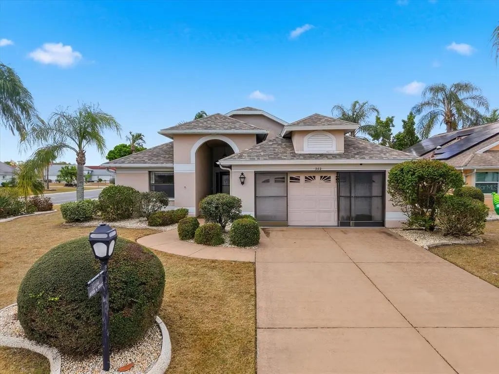 302 Northway Drive, SUN CITY CENTER