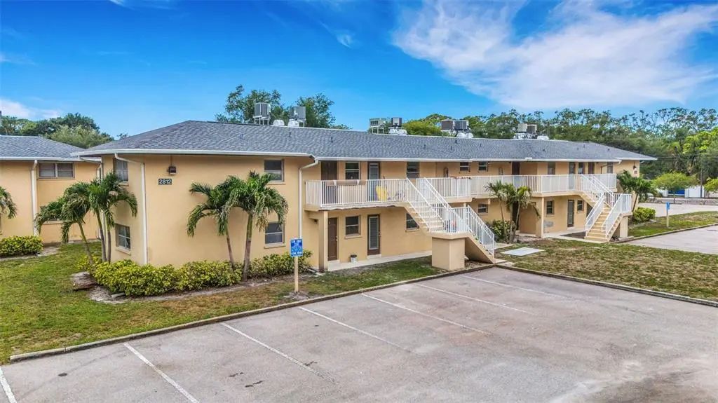 2826 W Rainbow Circle 2818, SARASOTA