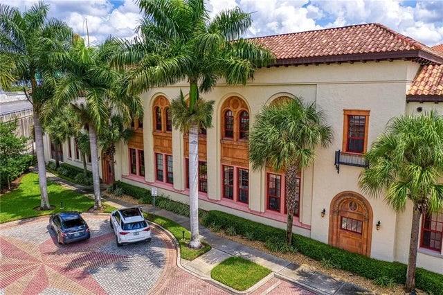 1501 W Horatio Street 104, TAMPA