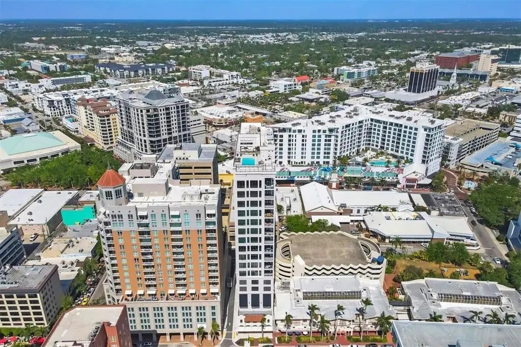 33 S Palm Avenue 704, SARASOTA