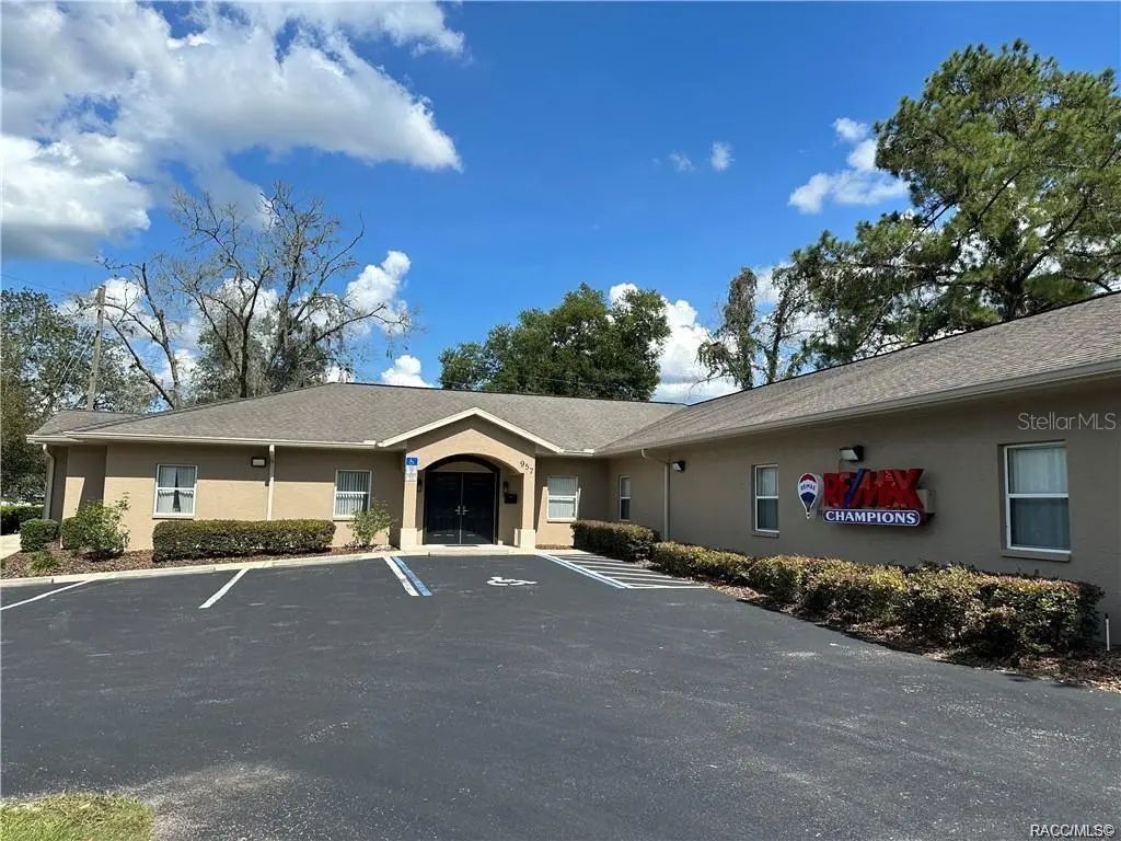 957 S Lois Terrace 104, Inverness