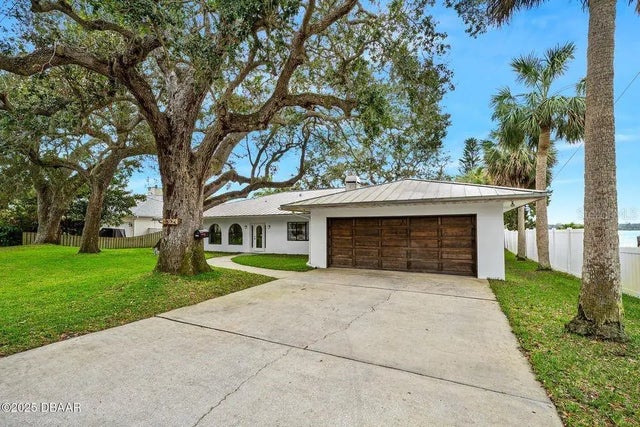 1596 John Anderson Drive, ORMOND BEACH