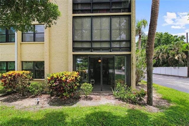 14130 Rosemary Lane 6101, LARGO