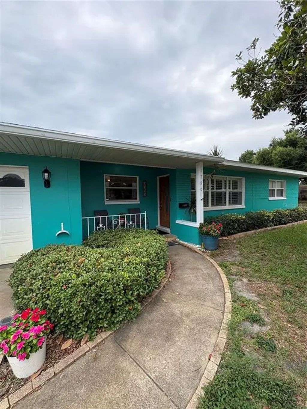 1790 Russell Drive N, ST. PETERSBURG