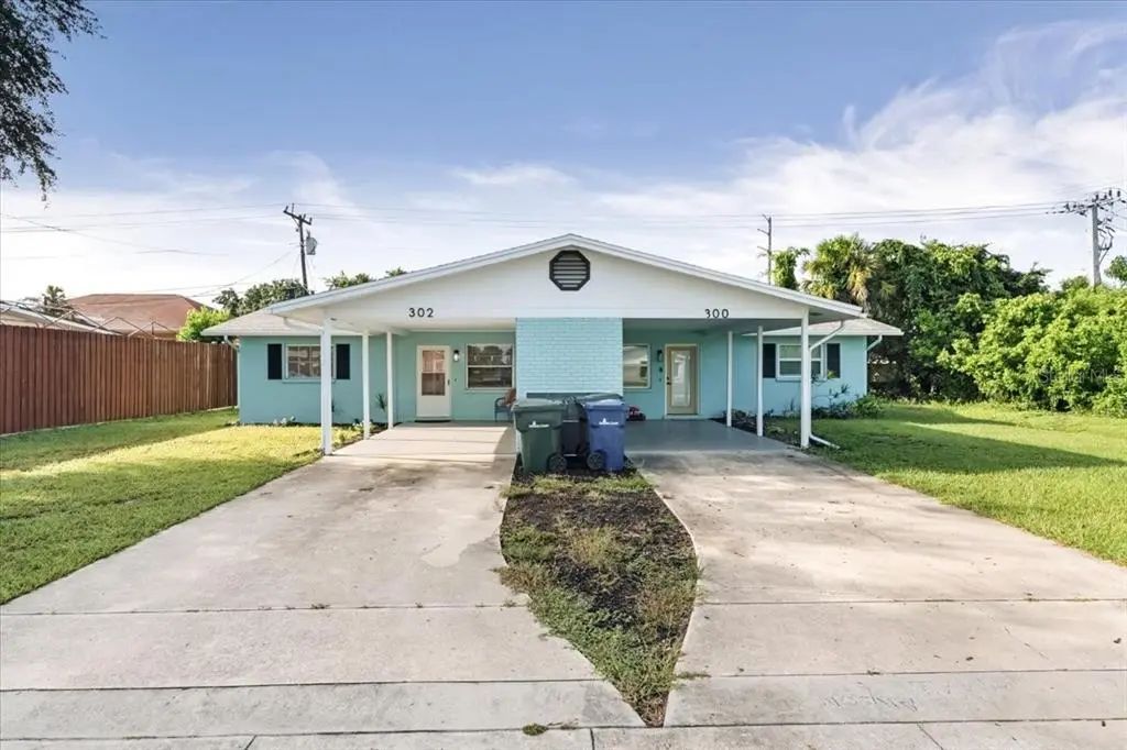 300 & 302 Briarwood Road, VENICE