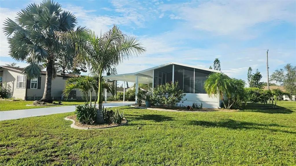 9122 Kestral Circle, ENGLEWOOD