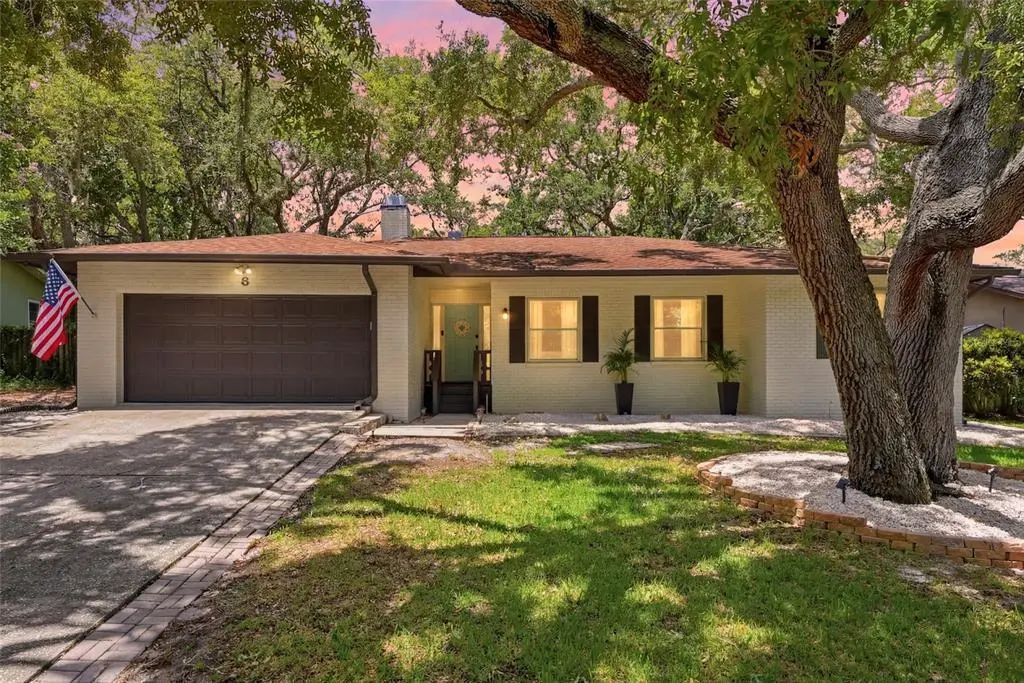 8 Clearview Drive, SAFETY HARBOR