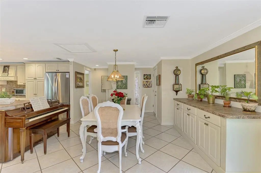 Gulf Shores Realty: 10 526fba0e5875c4f9d25c211d56252ad3 l