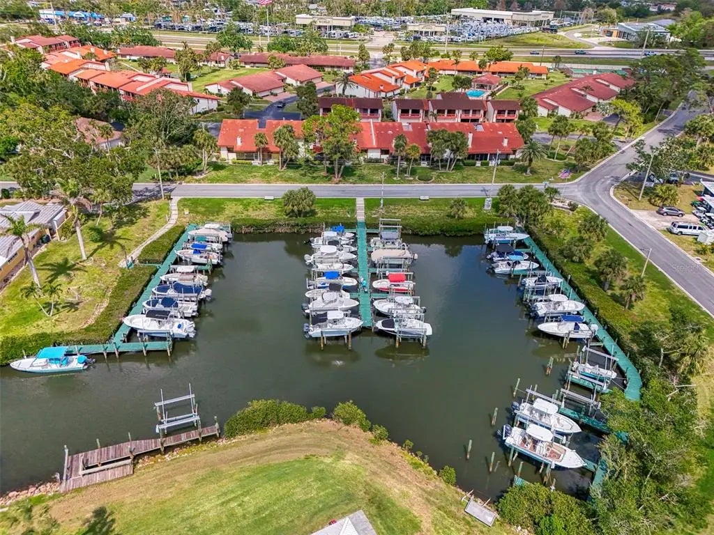 Gulf Shores Realty: 2 323e295a356e41a8e5d1463c44fa37cb l