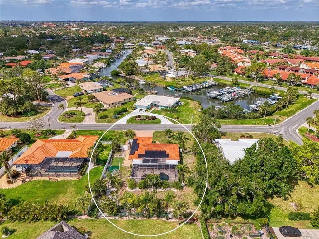 Gulf Shores Realty: 44 2594bc866c705b1c87249d8bc301a75e l