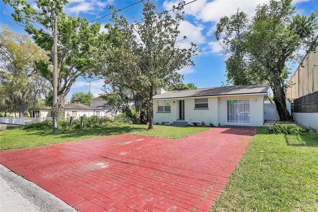 2107 E 93rd Avenue, TAMPA