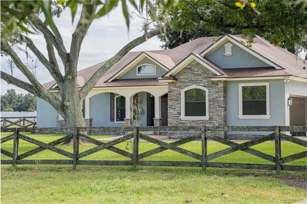 3910 Knights Station Road, LAKELAND