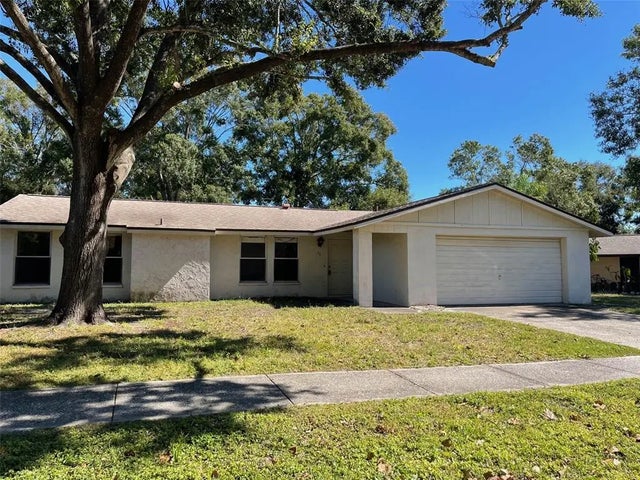 36 Valencia Circle, SAFETY HARBOR