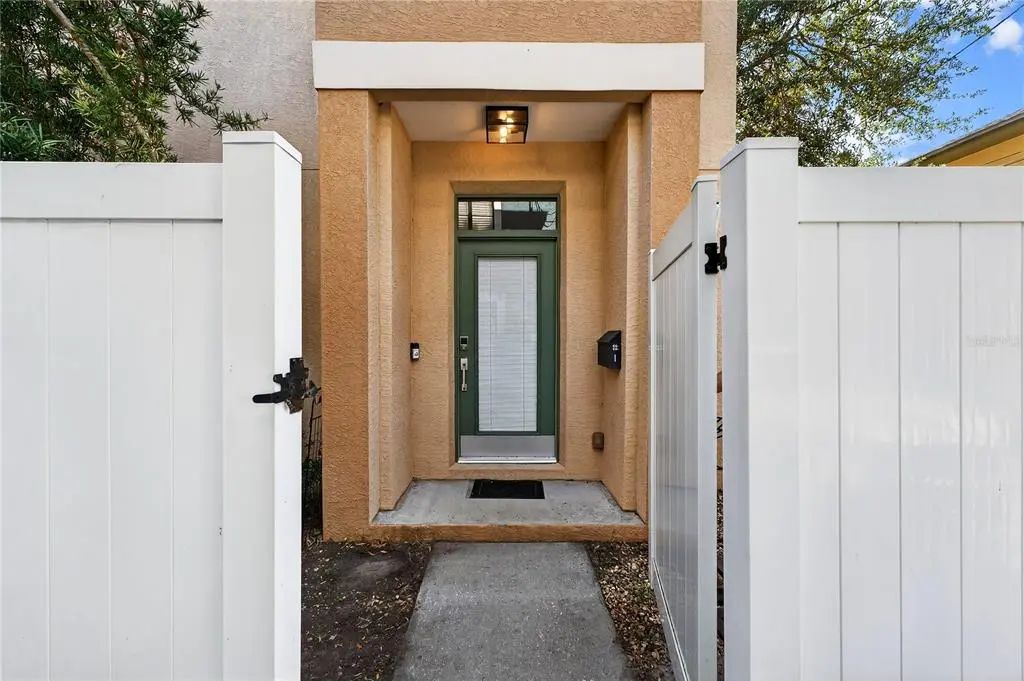 864 17th Ave N 1, ST PETERSBURG