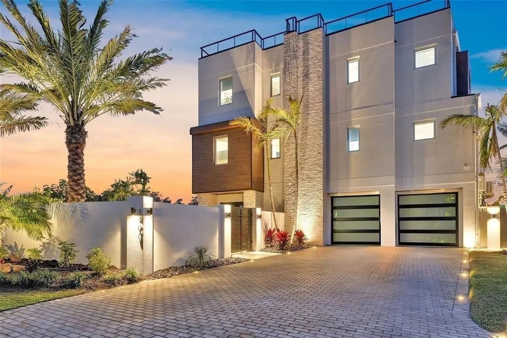 1406 Tangier Way, SARASOTA