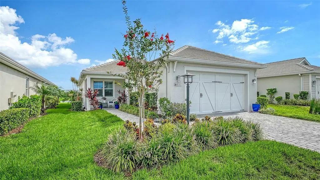 8152 Sternway Road, SARASOTA