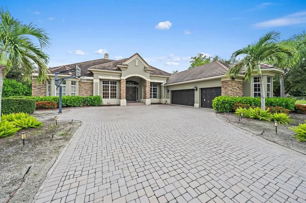 7510 Preservation Drive, SARASOTA