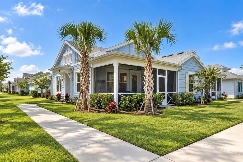 384 Gypsy Palace Lane, DAYTONA BEACH