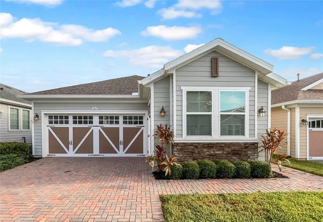 363 Alcove Drive, GROVELAND