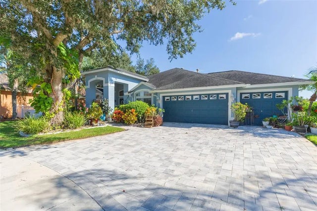 10022 Oxford Chapel Drive, TAMPA