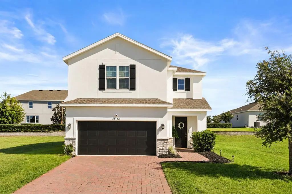 7104 Dilly Lake Avenue, GROVELAND