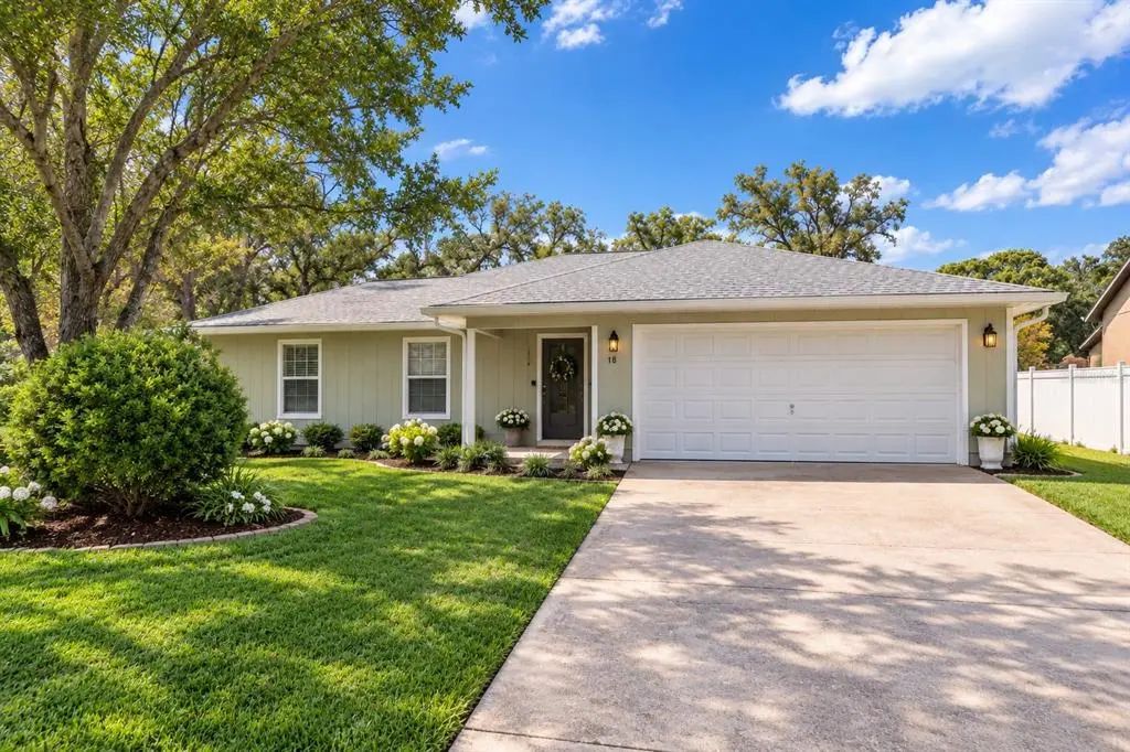 18 Fir Trail, OCALA
