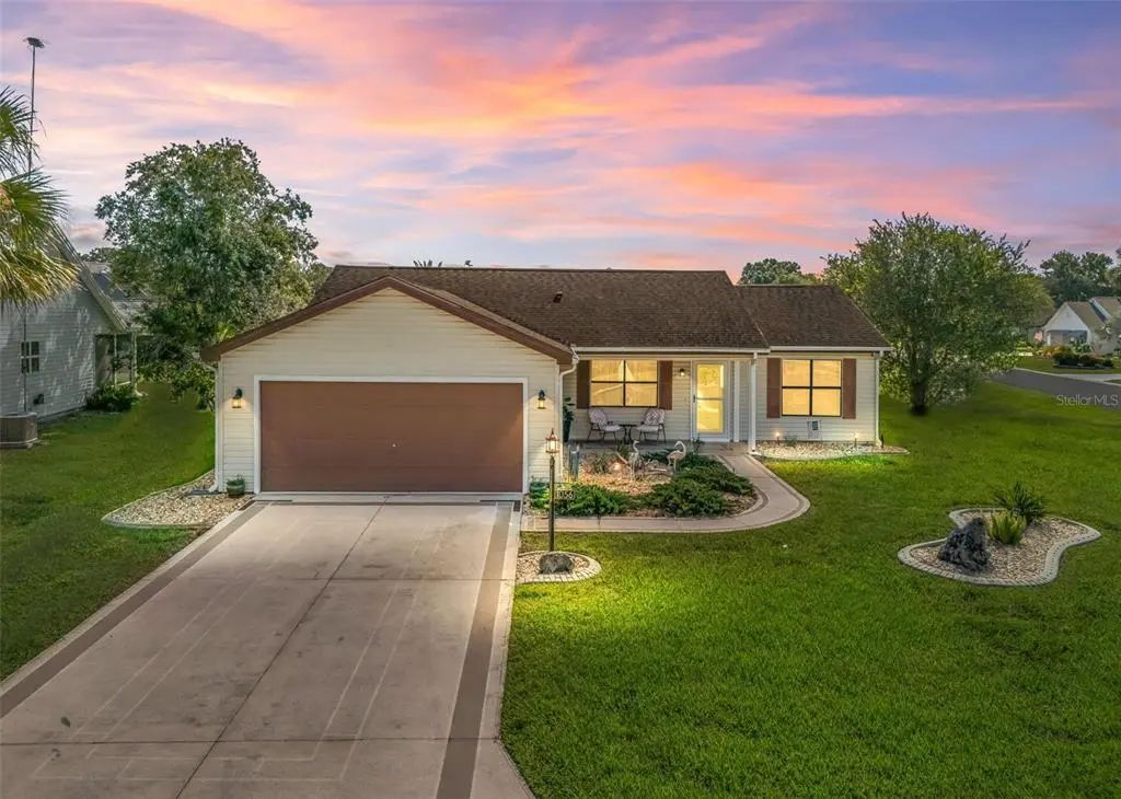 1056 Soledad Way, THE VILLAGES