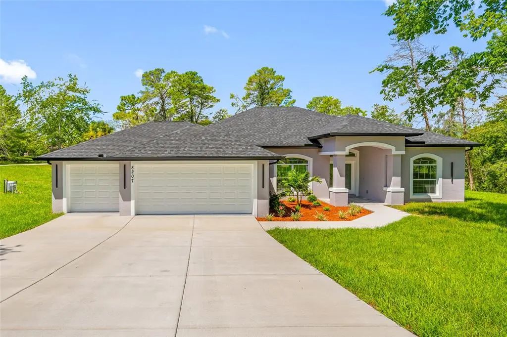 8207 Christopher Lane, WEEKI WACHEE