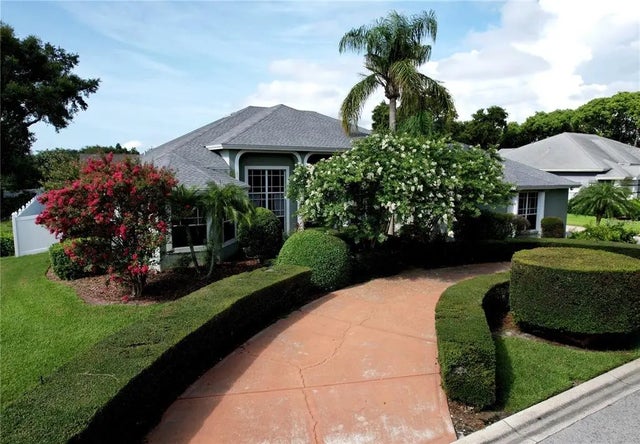 943 Hamilton Place Lane, LAKELAND