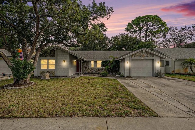 12616 Stone House Loop, HUDSON