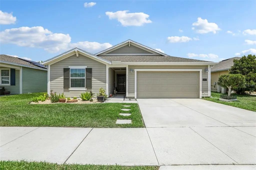 717 Simone Court, HAINES CITY