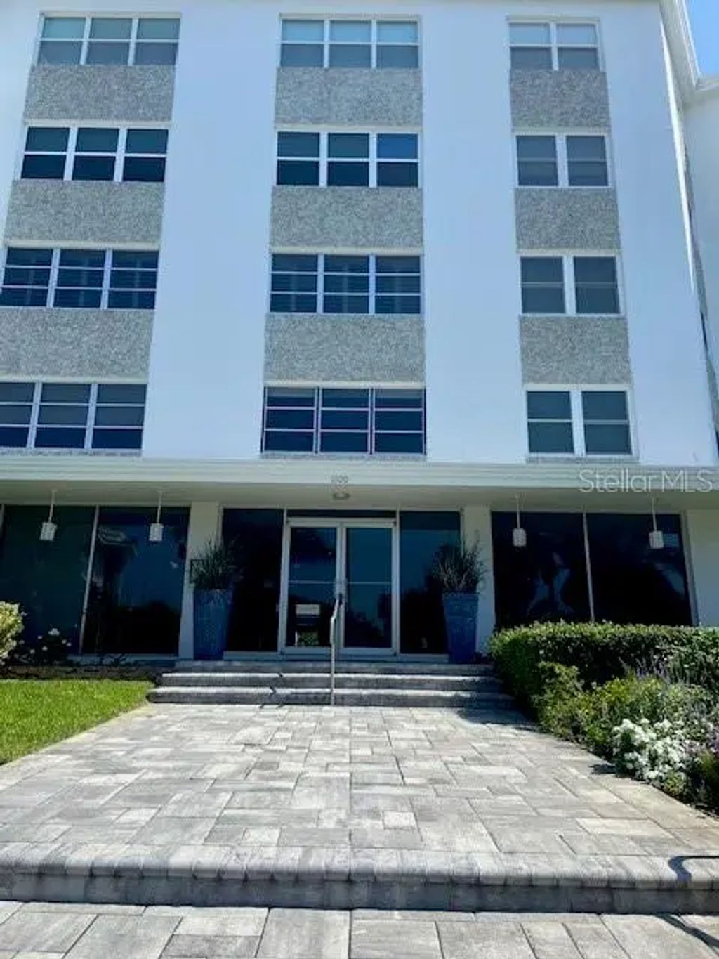 1100 North Shore Drive Ne 104, ST. PETERSBURG