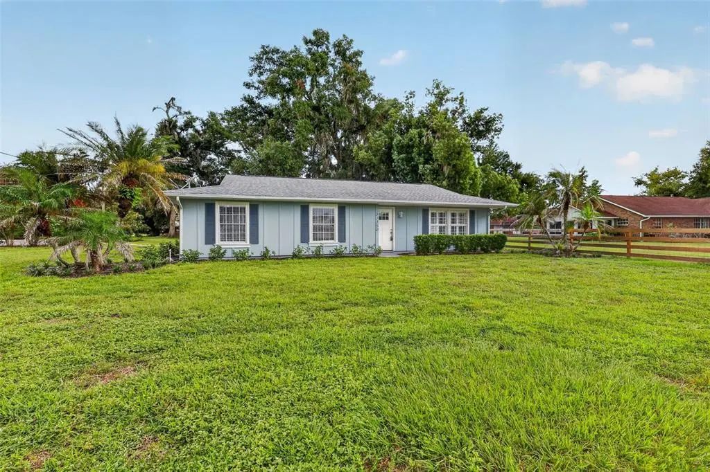 33350 E Lake Joanna Drive, EUSTIS