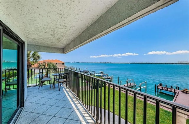 240 Sand Key Estates Drive 222, CLEARWATER