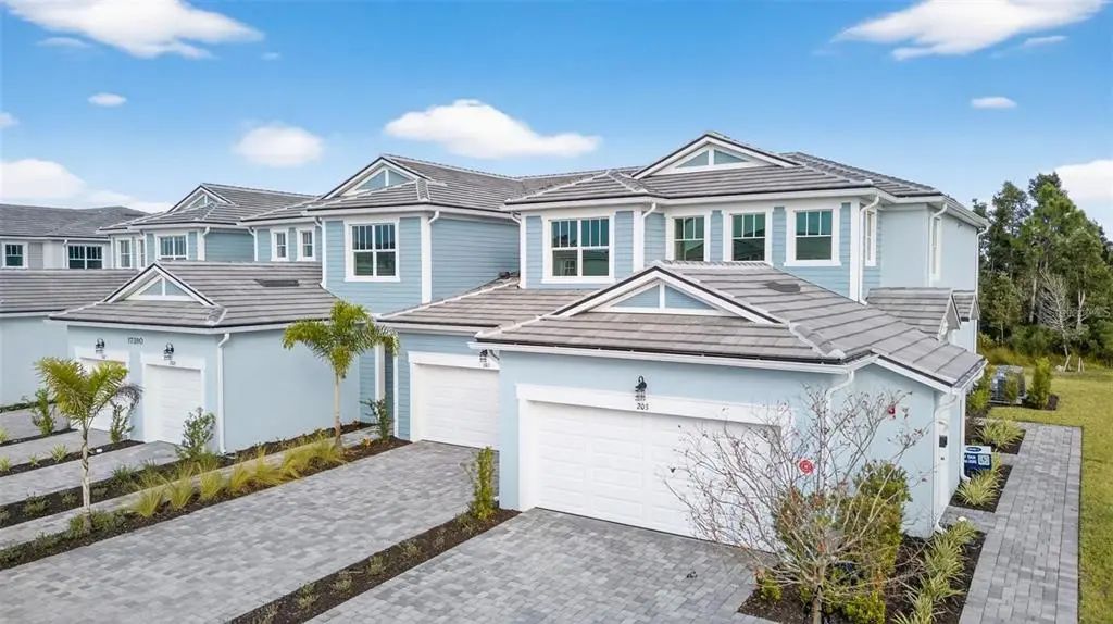17390 Moonflower Drive 203, VENICE