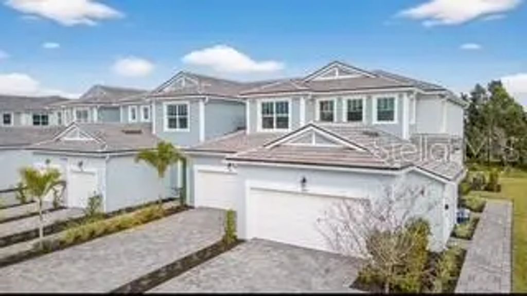 17390 Moonflower Drive 203, VENICE