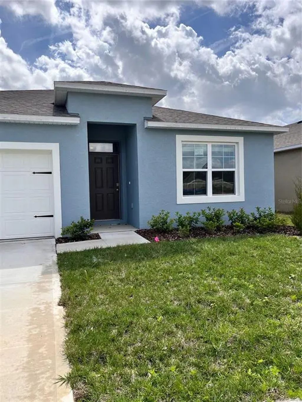 2208 Doe Run Drive, DAVENPORT