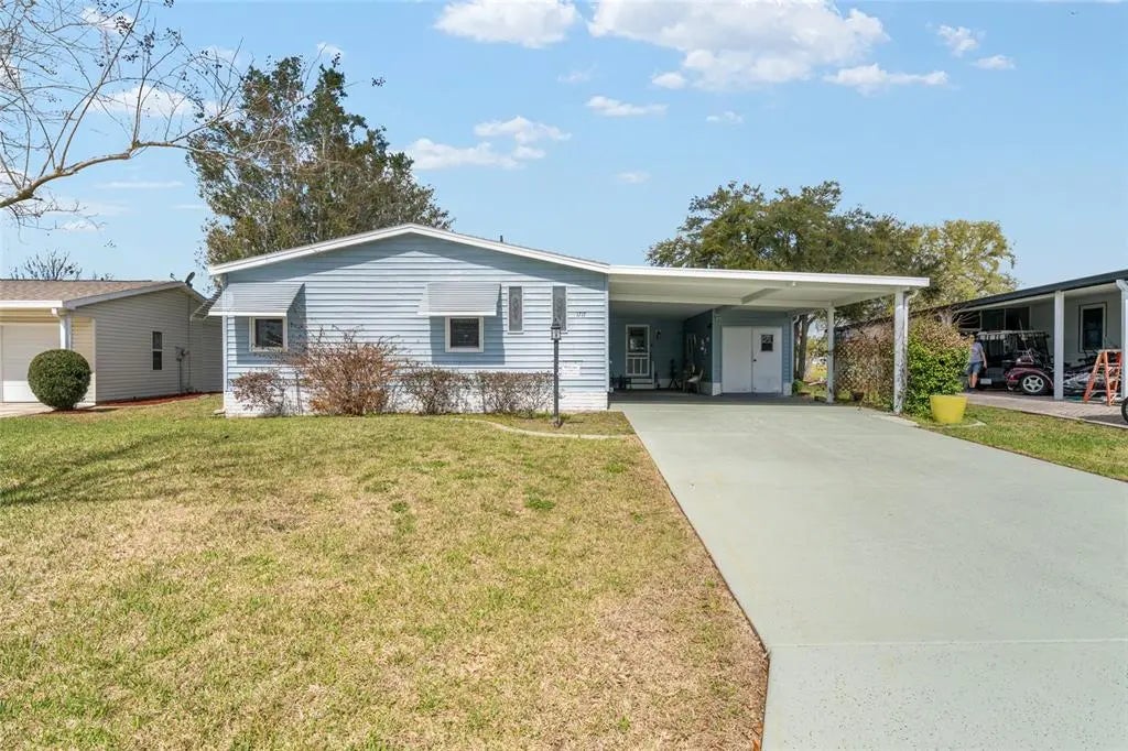 1717 Lilly Lane, THE VILLAGES