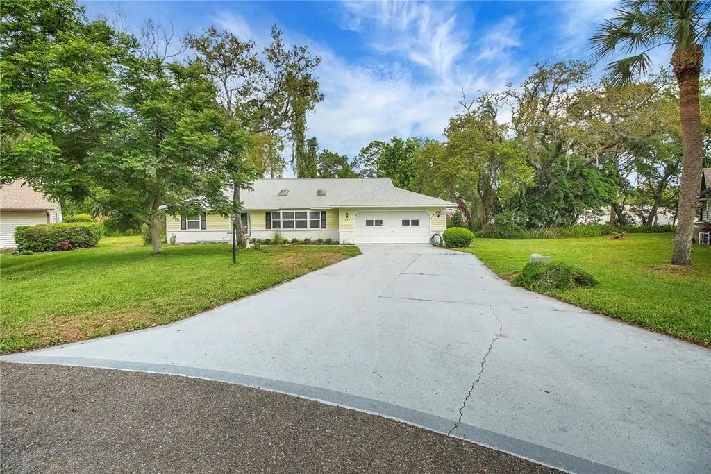 335 River Glass Court, LEESBURG