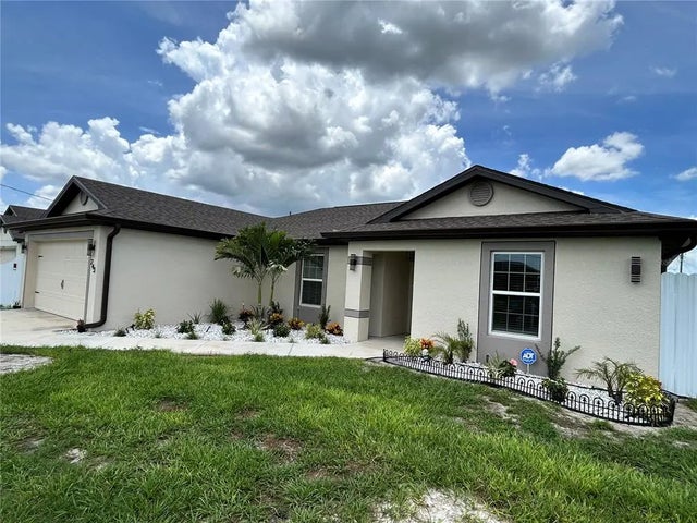 243 Loadstar Street, FORT MYERS