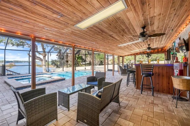 18033 Rose Street, GROVELAND