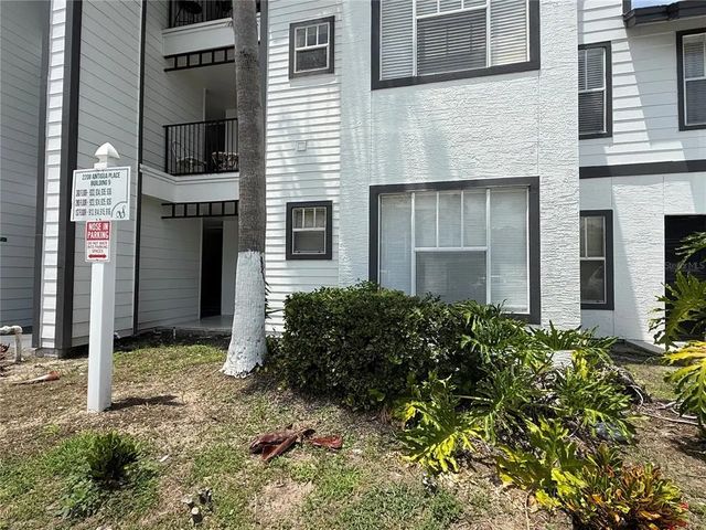 2208 Antigua Place 914, KISSIMMEE