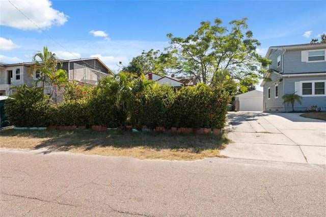 1916 W Grace Street, TAMPA