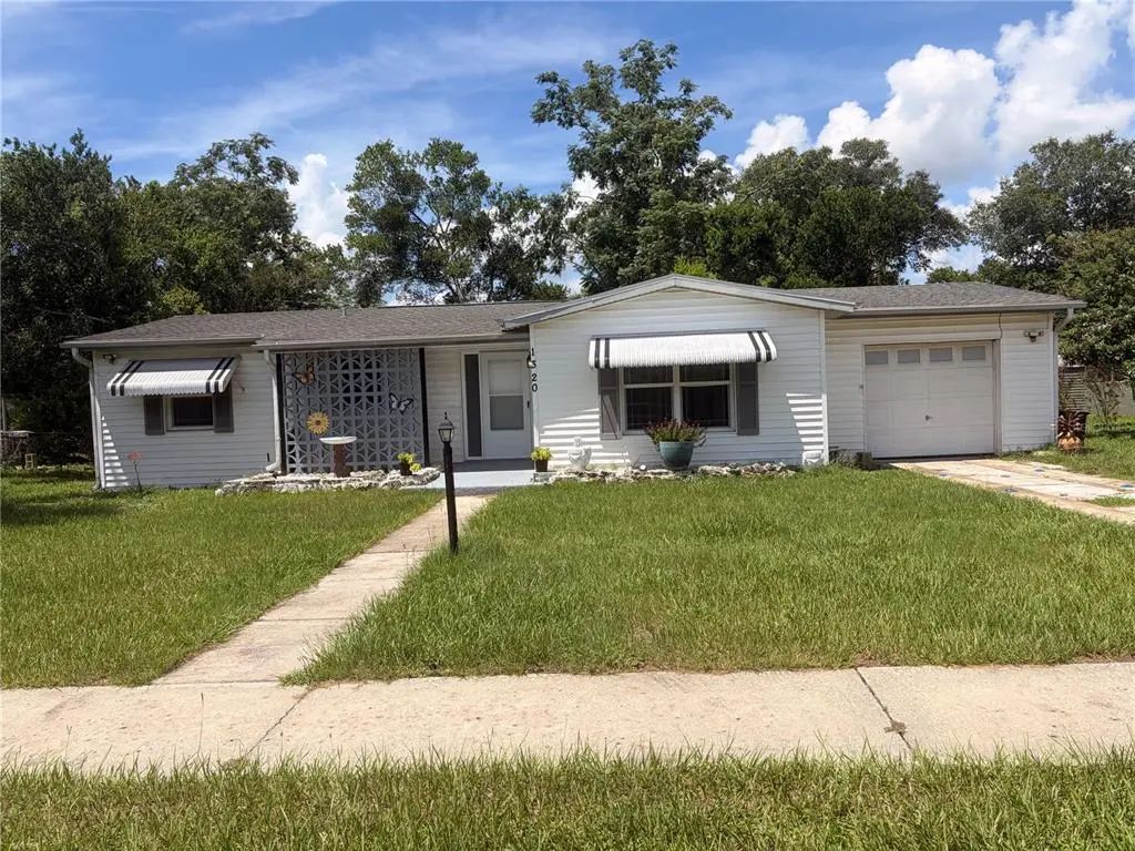 1320 Hartley Avenue, DELTONA