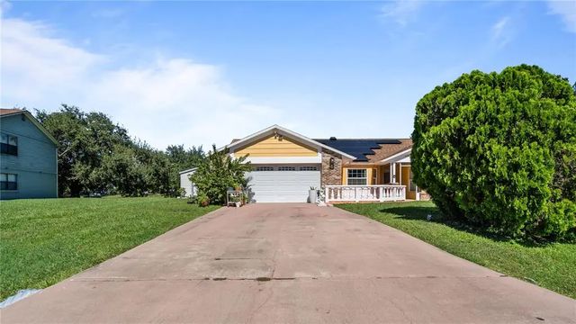 3320 Pineridge Circle, KISSIMMEE