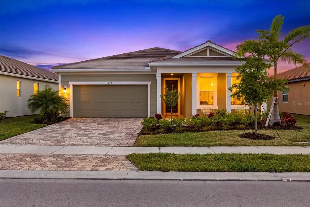 11925 Bohemian Place, VENICE