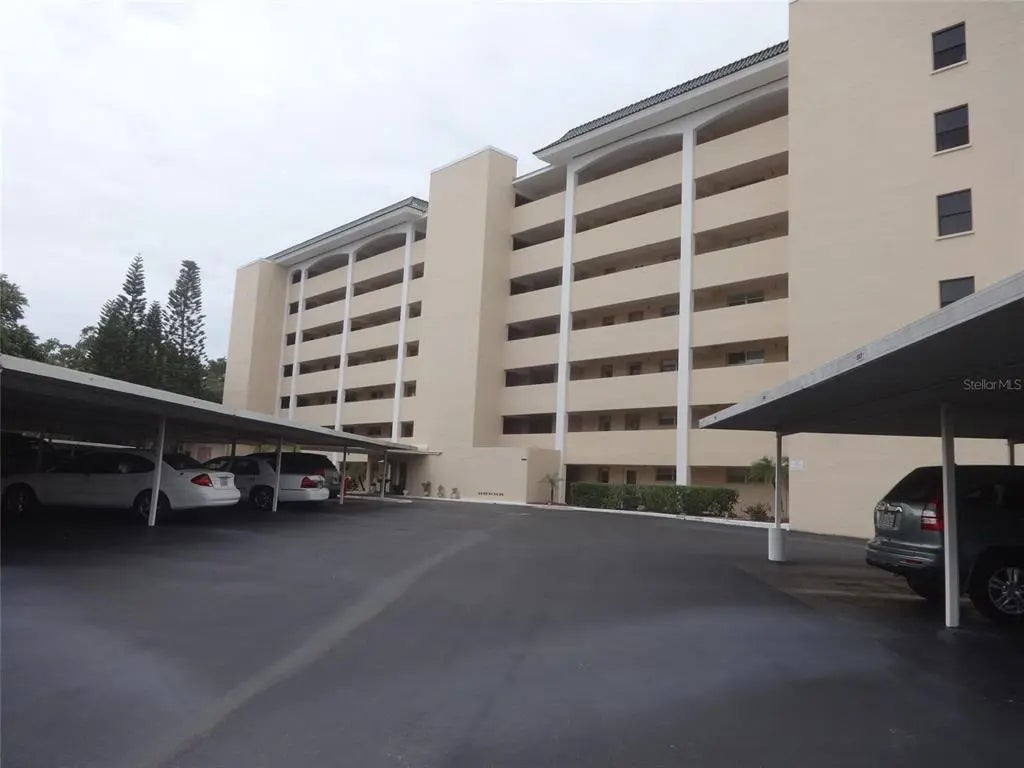 Photo of Listing #N6138967