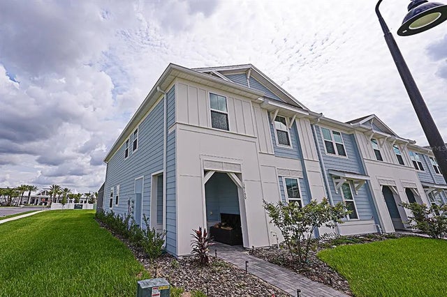 16100 Palm Frond Avenue, CLERMONT