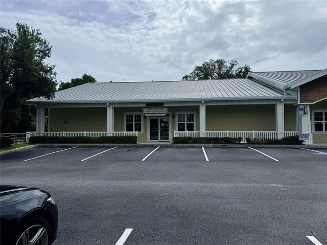 753 Cr-466 Road, LADY LAKE